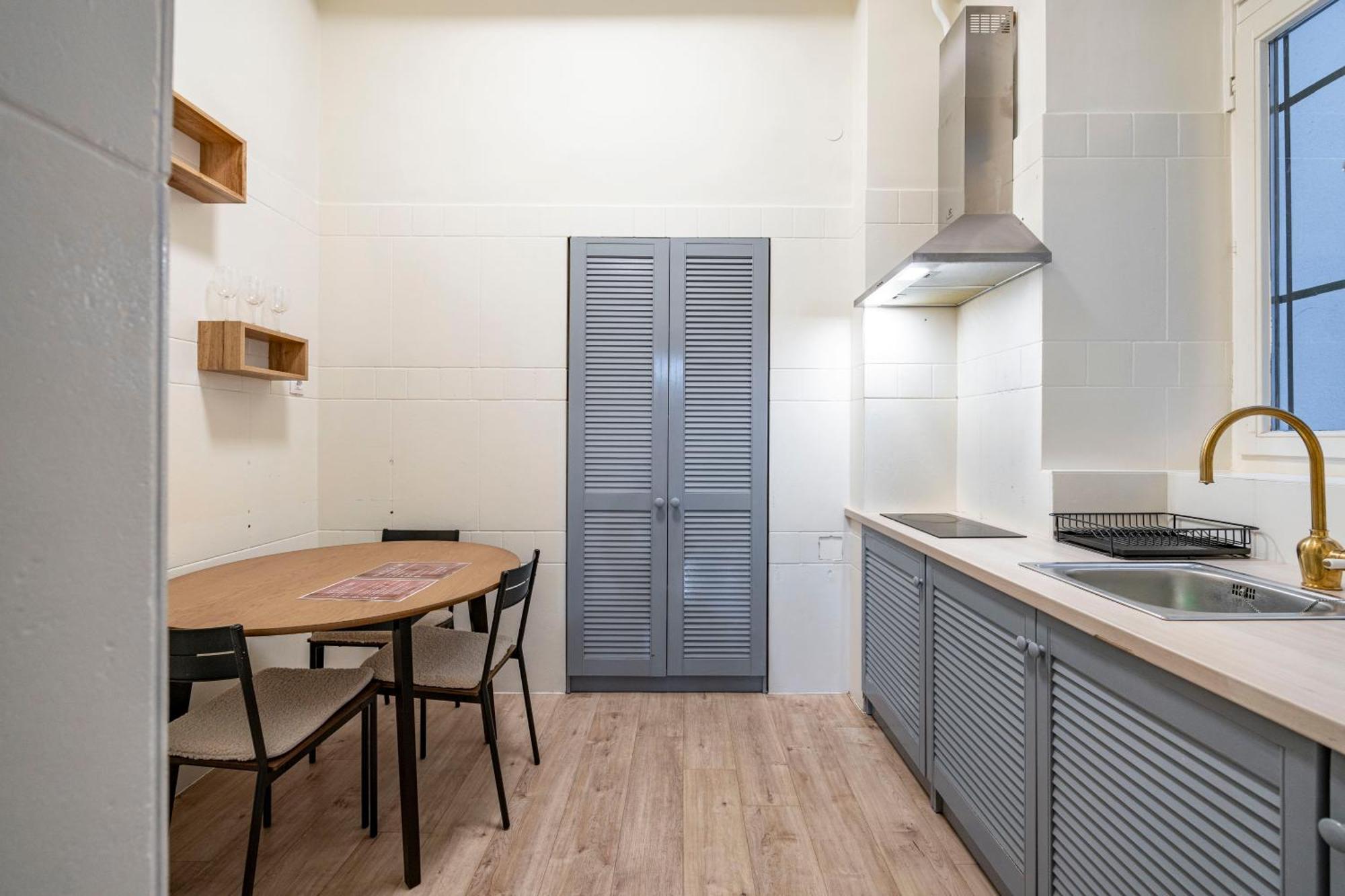Hidden Gem With Terrace On The Andrassy Fashion Road Apartment Budapest Luaran gambar