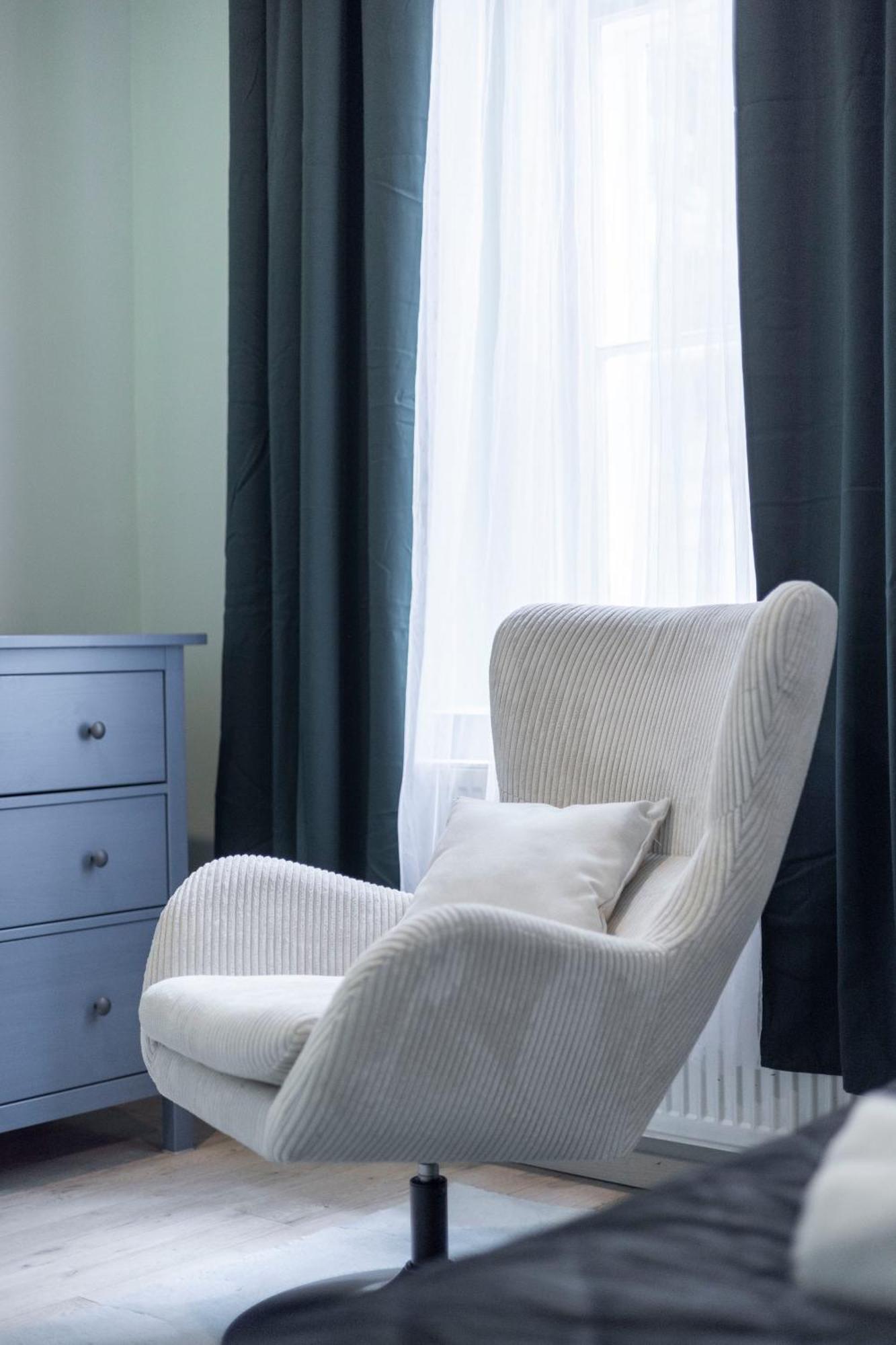 Hidden Gem With Terrace On The Andrassy Fashion Road Apartment Budapest Luaran gambar